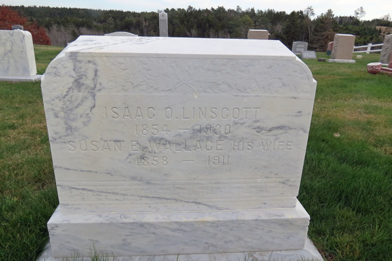 Isaac O. and Susan Elzada Linscott monument