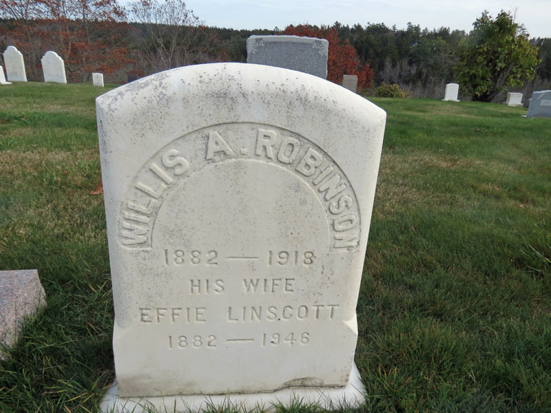 Willis and Effie Robinson monument